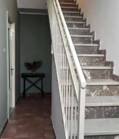 La Casa Dell'angolo